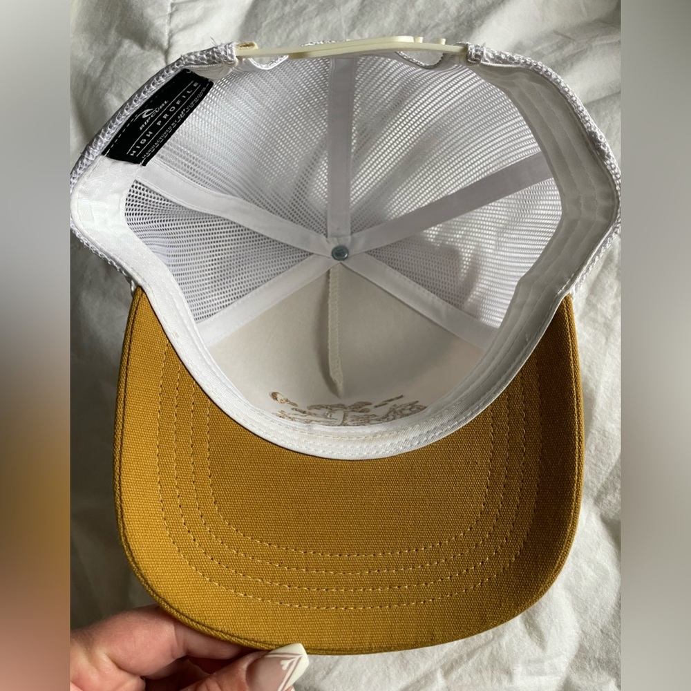 Rip curl Trucker Hat - Picture 4 of 5